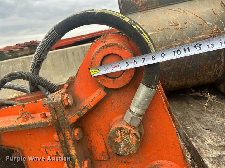 image for item EJ3364 NPK E210A breaker