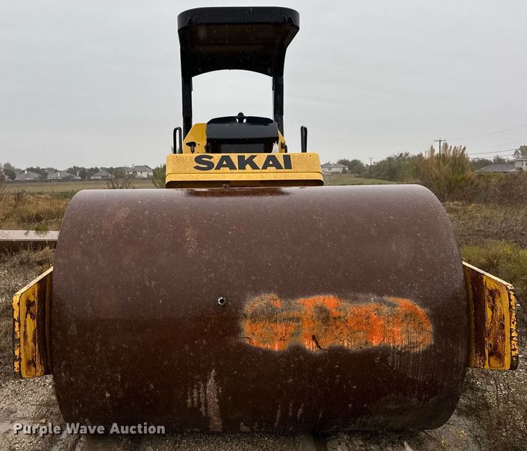 image for item EJ3368 Sakai SV540D single drum vibratory roller