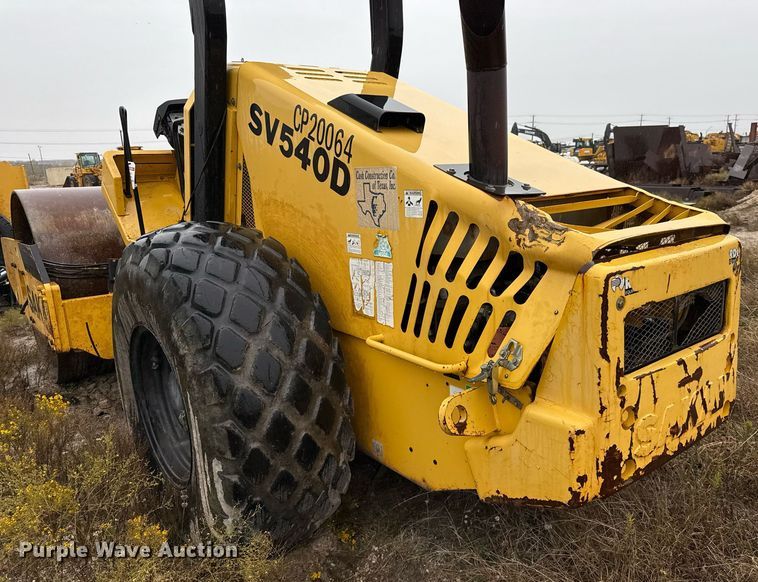 image for item EJ3368 Sakai SV540D single drum vibratory roller