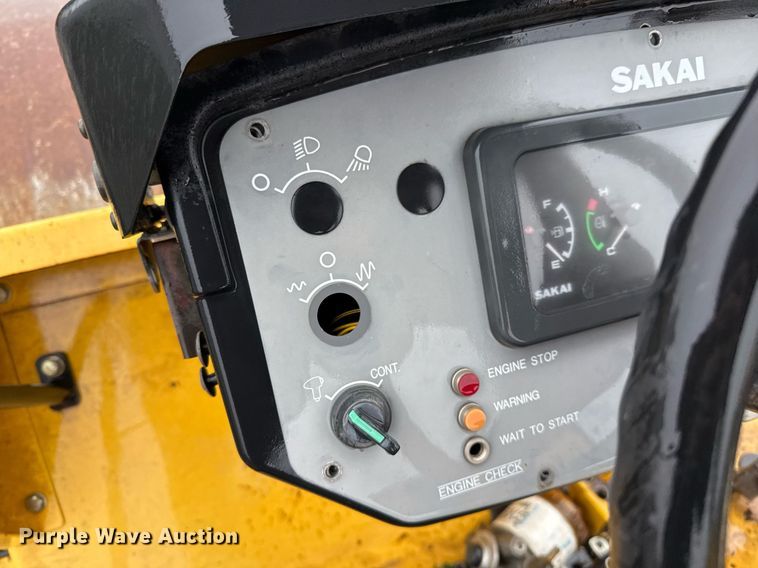 image for item EJ3368 Sakai SV540D single drum vibratory roller