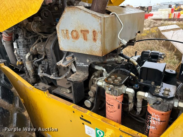 image for item EJ3368 Sakai SV540D single drum vibratory roller