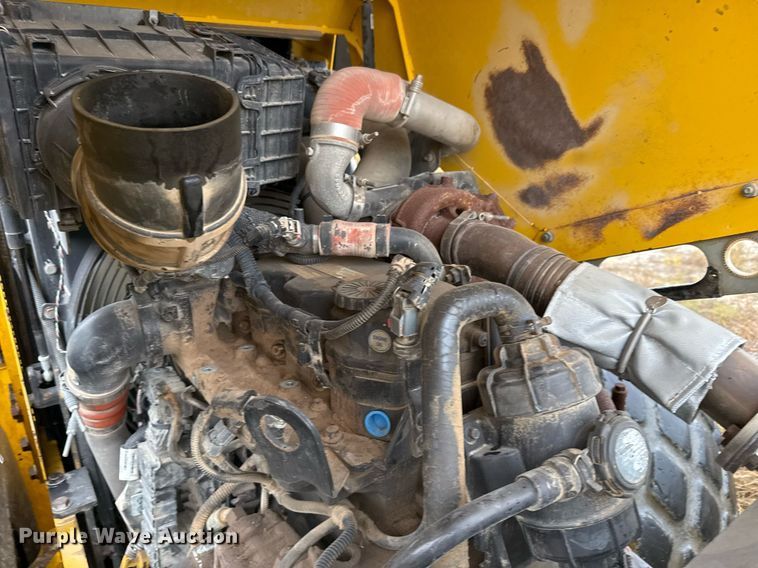 image for item EJ3368 Sakai SV540D single drum vibratory roller