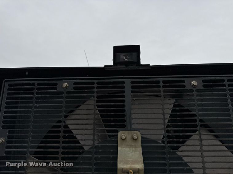 image for item EJ3369 2013 John Deere 772G motor grader