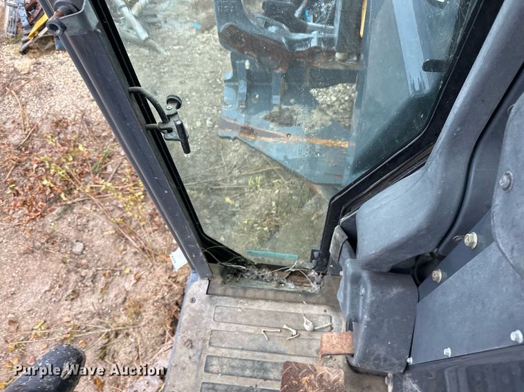 image for item EJ3369 2013 John Deere 772G motor grader