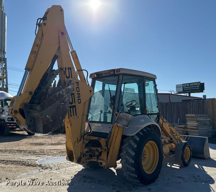image for item EJ3371 1997 New Holland 555E backhoe