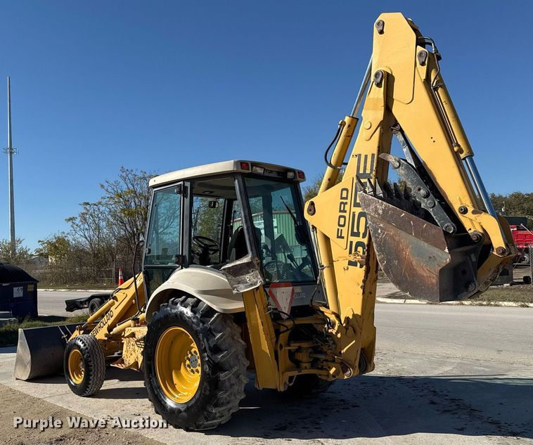 image for item EJ3371 1997 New Holland 555E backhoe