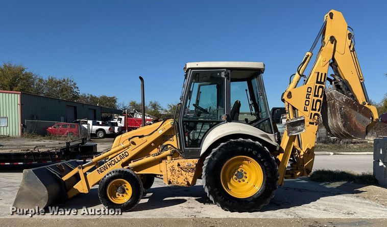 image for item EJ3371 1997 New Holland 555E backhoe