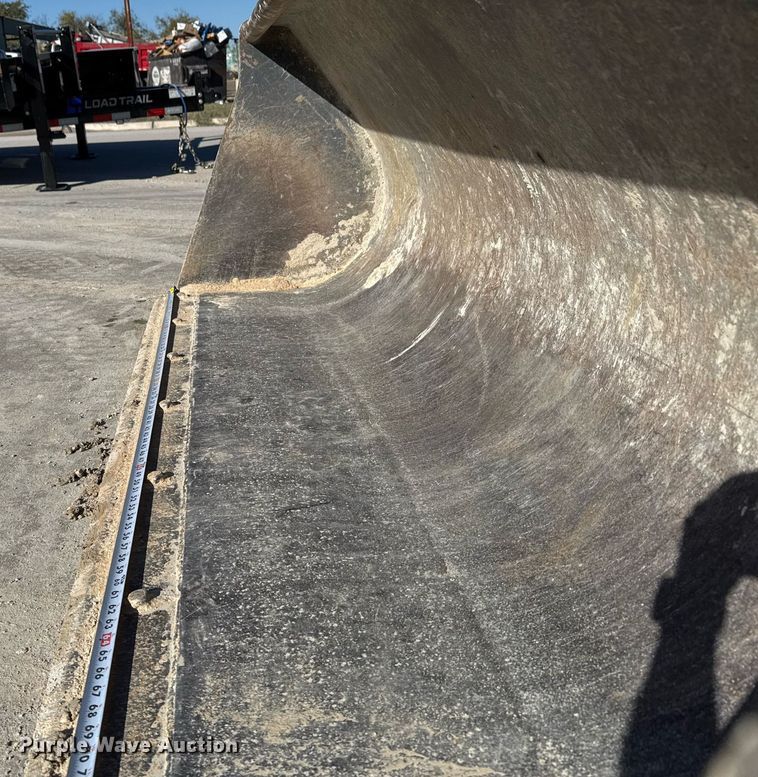 image for item EJ3371 1997 New Holland 555E backhoe