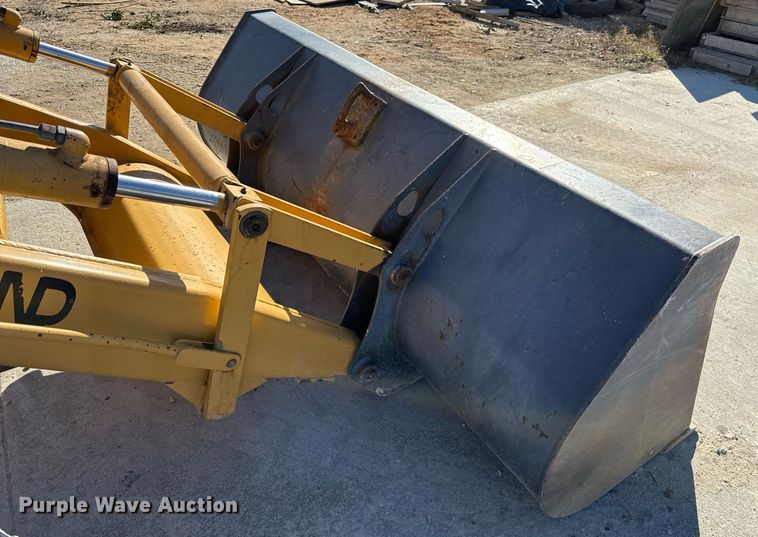 image for item EJ3371 1997 New Holland 555E backhoe