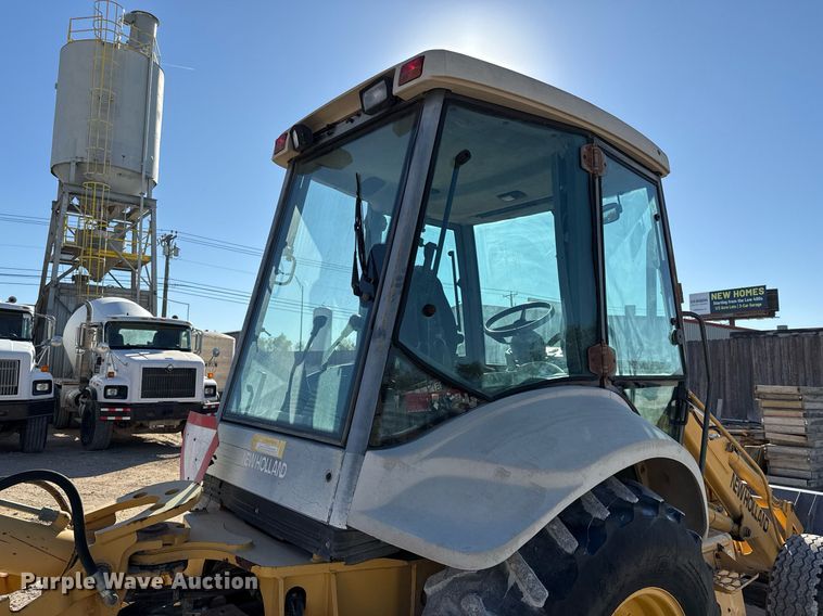 image for item EJ3371 1997 New Holland 555E backhoe