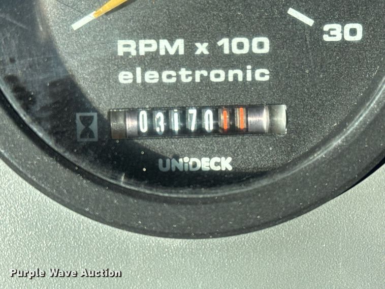 image for item EJ3371 1997 New Holland 555E backhoe