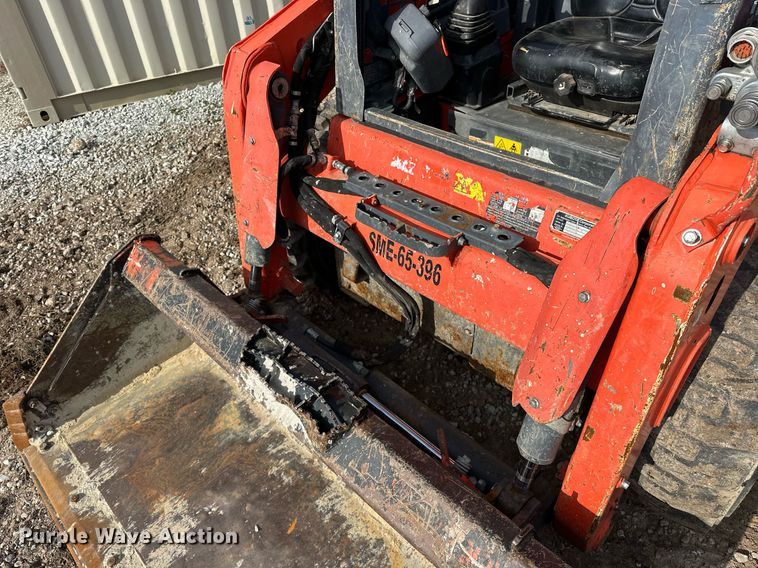 image for item EJ5182 2017 Kubota SSV65 skid steer loader
