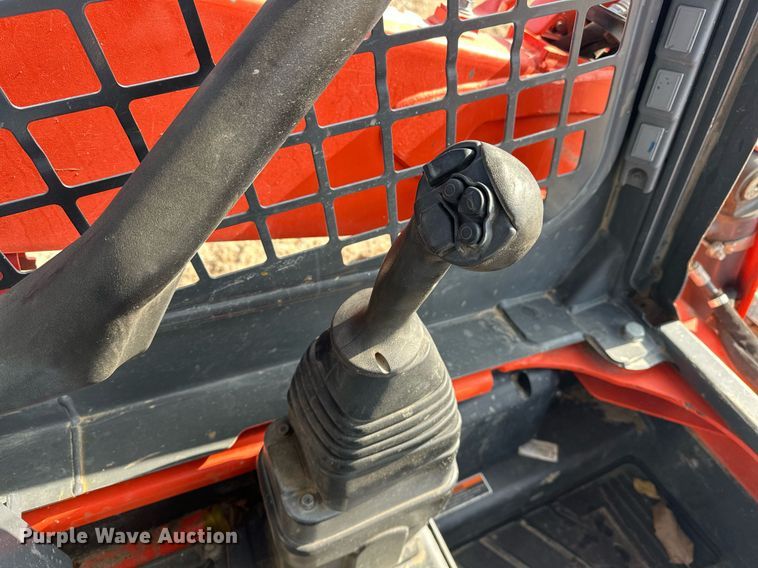 image for item EJ5182 2017 Kubota SSV65 skid steer loader