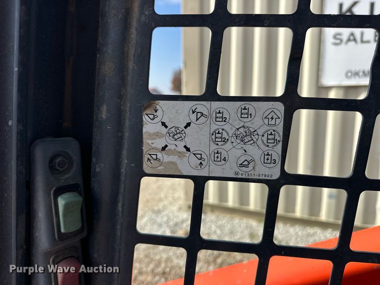 image for item EJ5182 2017 Kubota SSV65 skid steer loader