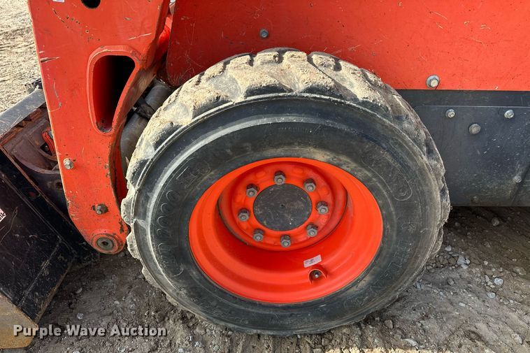 image for item EJ5182 2017 Kubota SSV65 skid steer loader