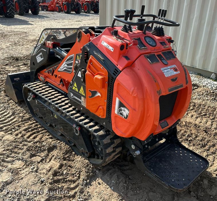 image for item EJ5186 2021 Cormidi C1200 compact utility loader