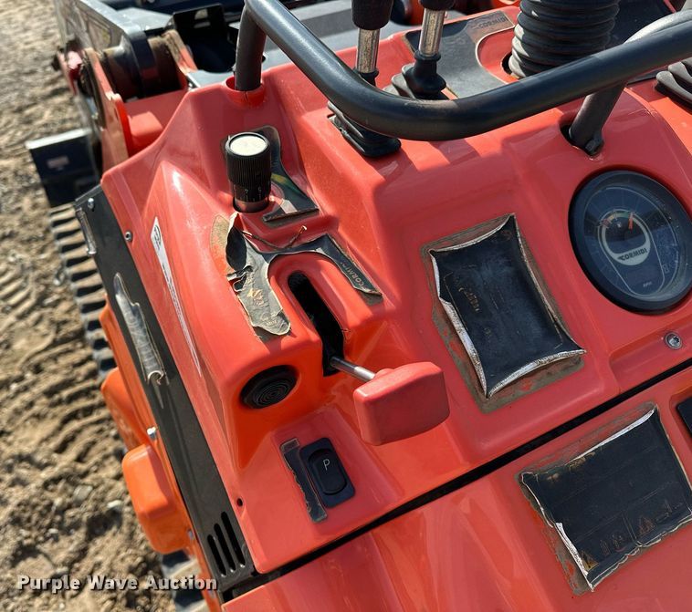 image for item EJ5186 2021 Cormidi C1200 compact utility loader