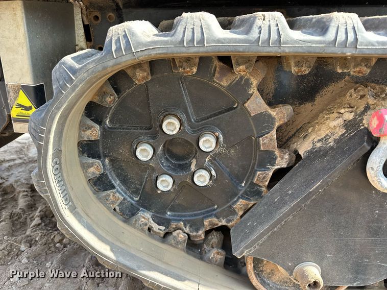 image for item EJ5186 2021 Cormidi C1200 compact utility loader