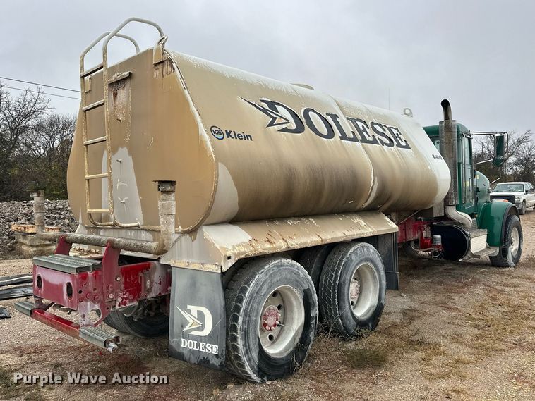 image for item EJ5203 2012 Peterbilt 365 water truck