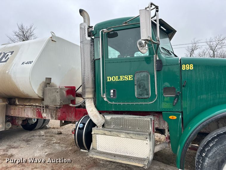 image for item EJ5203 2012 Peterbilt 365 water truck