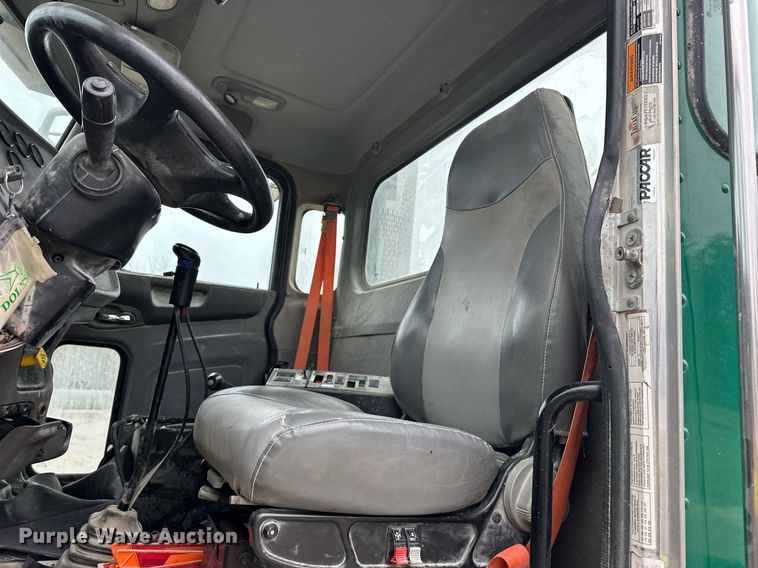 image for item EJ5203 2012 Peterbilt 365 water truck