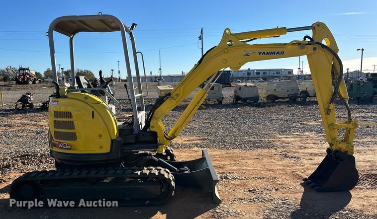 image for item EJ5213 2011 Yanmar VI035-5B mini excavator