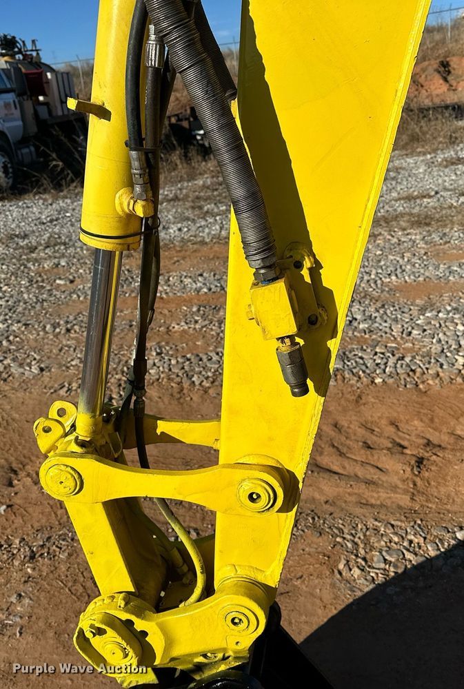 image for item EJ5213 2011 Yanmar VI035-5B mini excavator