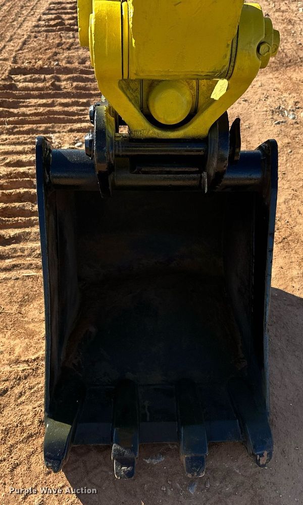 image for item EJ5213 2011 Yanmar VI035-5B mini excavator