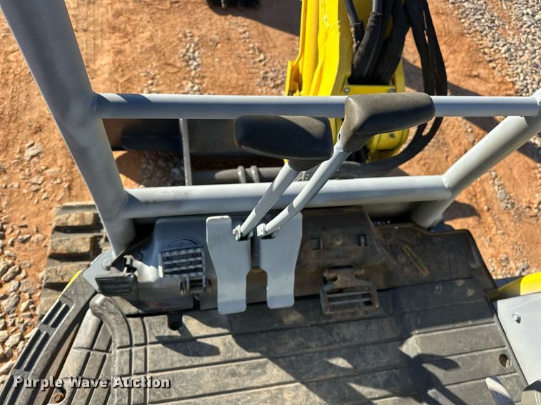 image for item EJ5213 2011 Yanmar VI035-5B mini excavator