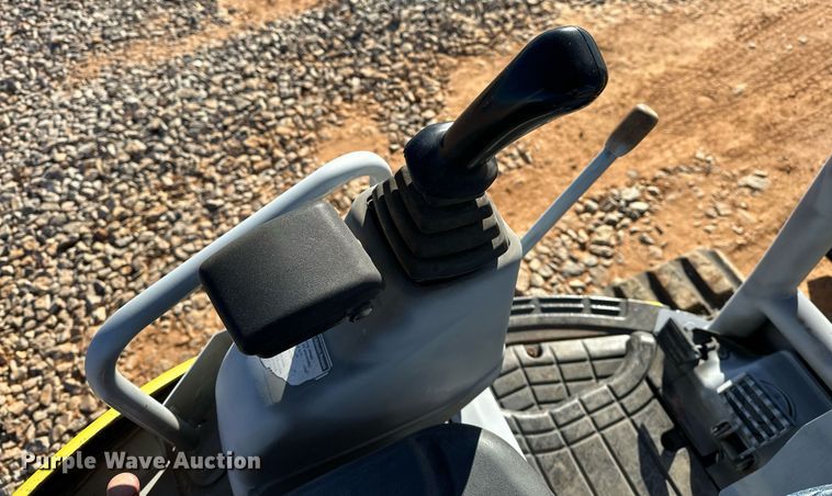 image for item EJ5213 2011 Yanmar VI035-5B mini excavator