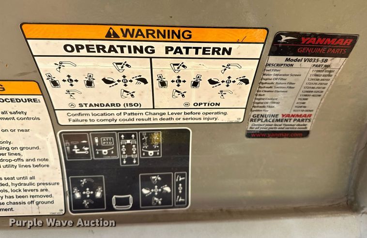 image for item EJ5213 2011 Yanmar VI035-5B mini excavator