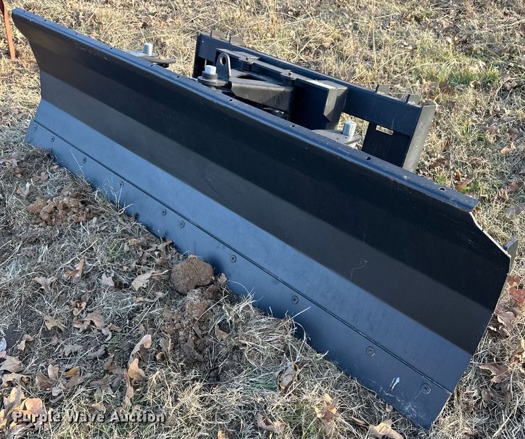 image for item EJ5227 2023 Snow Bucket 003-17-86-001 skid steer dozer blade