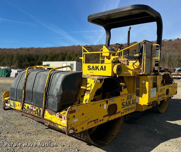 image for item EJ5251 Sakai SW850 double drum vibratory roller