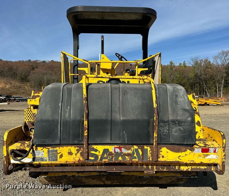 image for item EJ5251 Sakai SW850 double drum vibratory roller