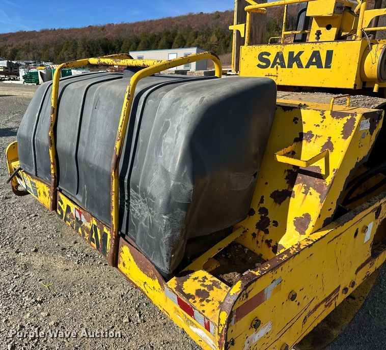 image for item EJ5251 Sakai SW850 double drum vibratory roller