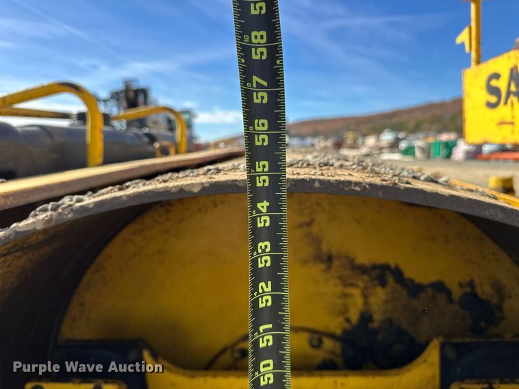 image for item EJ5251 Sakai SW850 double drum vibratory roller