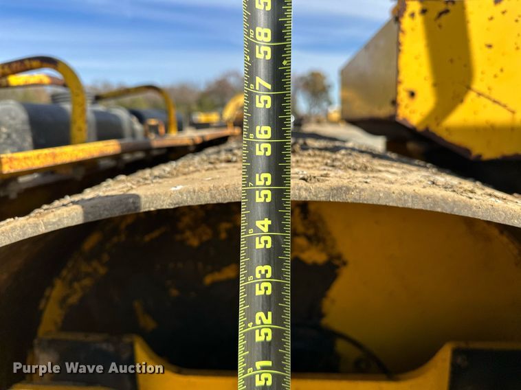 image for item EJ5251 Sakai SW850 double drum vibratory roller