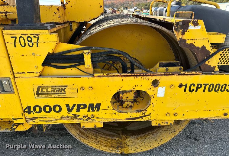 image for item EJ5251 Sakai SW850 double drum vibratory roller