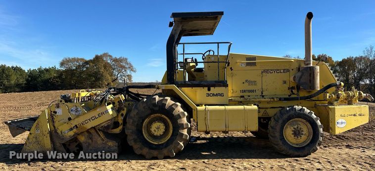 image for item EJ5255 Bomag MPH364R-2 recycler