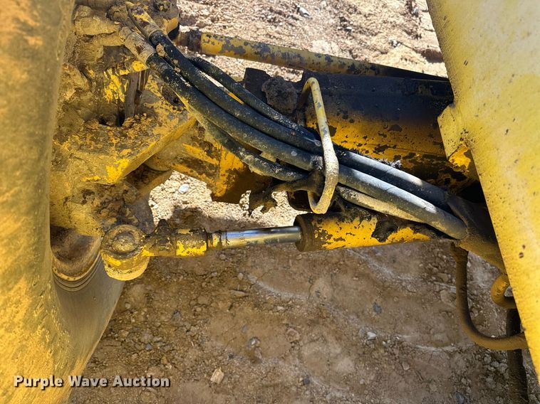 image for item EJ5255 Bomag MPH364R-2 recycler