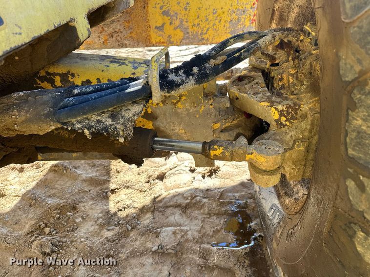 image for item EJ5255 Bomag MPH364R-2 recycler