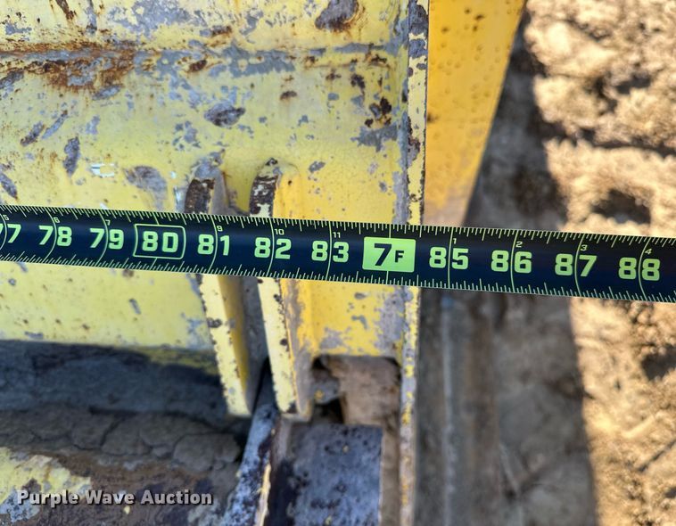 image for item EJ5255 Bomag MPH364R-2 recycler