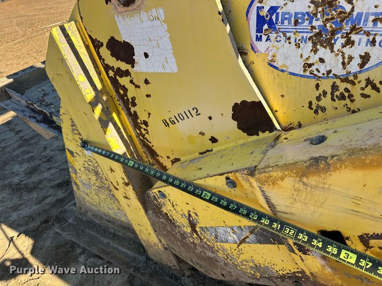 image for item EJ5255 Bomag MPH364R-2 recycler