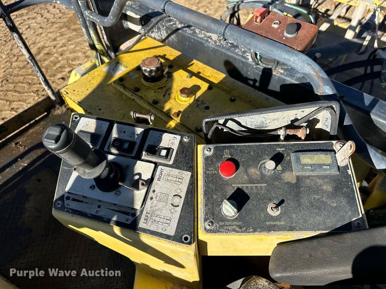 image for item EJ5255 Bomag MPH364R-2 recycler