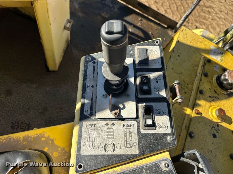 image for item EJ5255 Bomag MPH364R-2 recycler