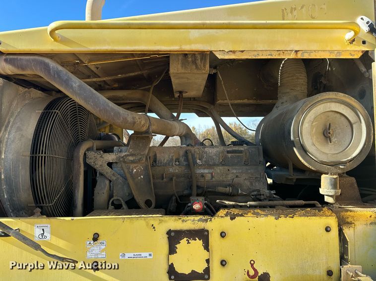 image for item EJ5255 Bomag MPH364R-2 recycler