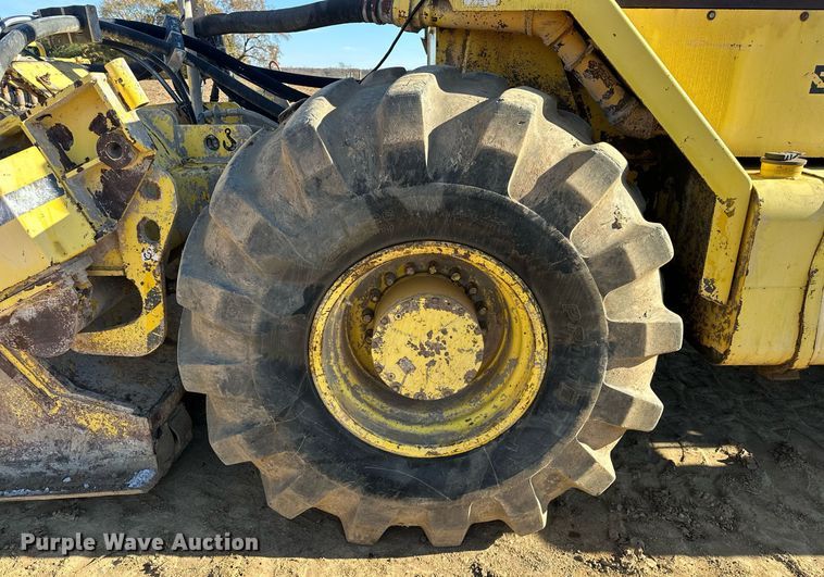 image for item EJ5255 Bomag MPH364R-2 recycler