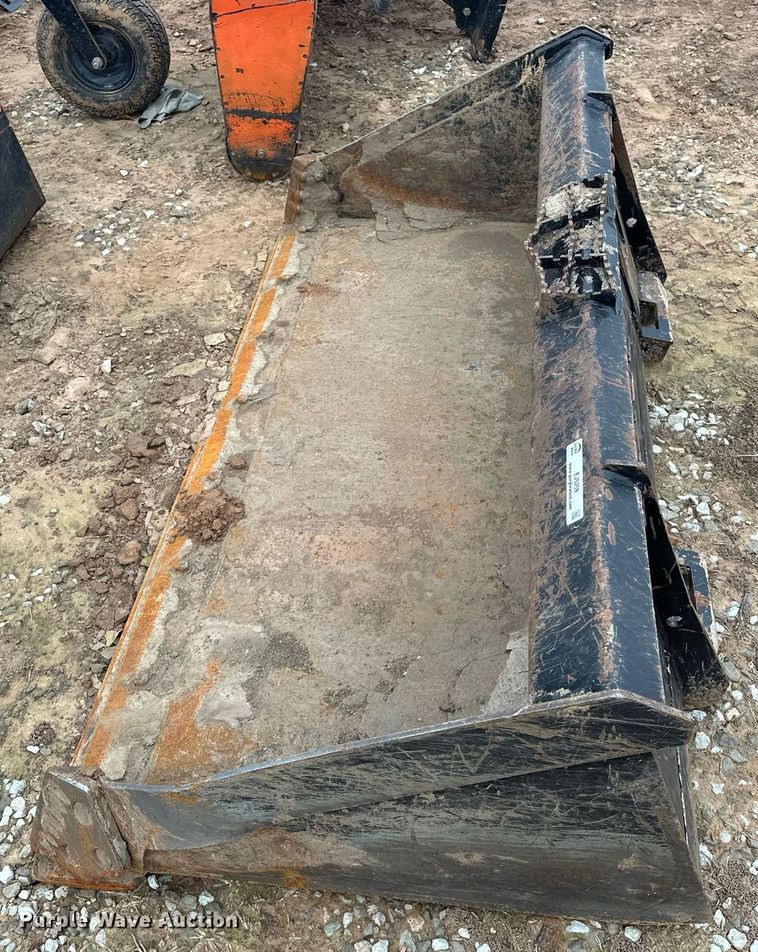 image for item EJ5259 Land Pride  75