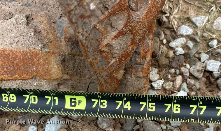 image for item EJ5259 Land Pride  75