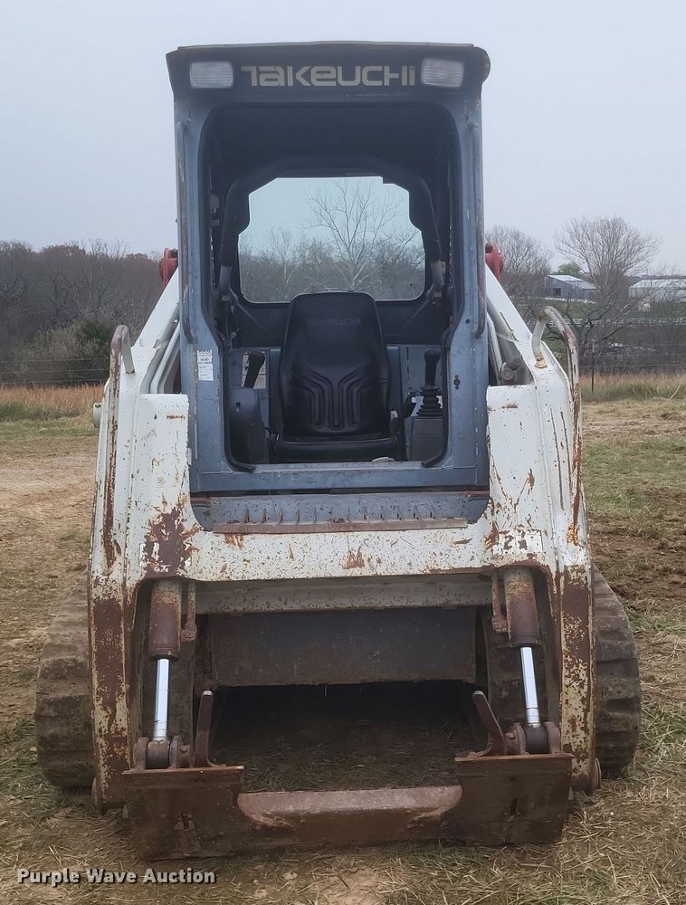 image for item EJ8116 Takeuchi  TL 140 tracked skid steer loader